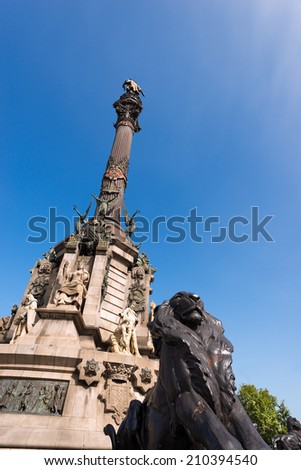 Monument to Christopher Columbus - Barcelona / Column of Barcelona, Spain, monument dedicated to the famous Italian navigator Cristorofo Colombo. On the left the building of the military government