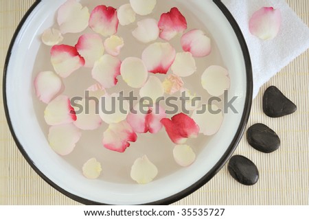 Wash basin with water and roses