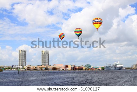 The city skyline of Tampa Florida on a cloudy day