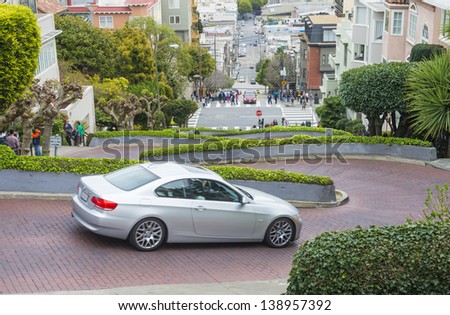 SAN FRANCISCO - MARCH 19 : View of Lombard Street in San Francisco California on March 19 2013 , Lombard street is crookedest street in the world