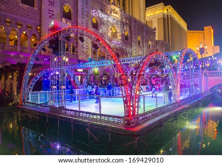 LAS VEGAS - DEC 30 :  Ice rink near the Venetian Resort Hotel in Las Vegas on December 30 , 2013. With more than 4000 suites it`s one of the most famous hotels in the world