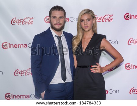LAS VEGAS - MARCH 27: Rising Stars of 2014 award winners actors Jack Reynor and Nicola Peltz arrives at The CinemaCon Big Screen Achievement Awards at The Caesars Palace on March 27, 2014 in Las Vegas