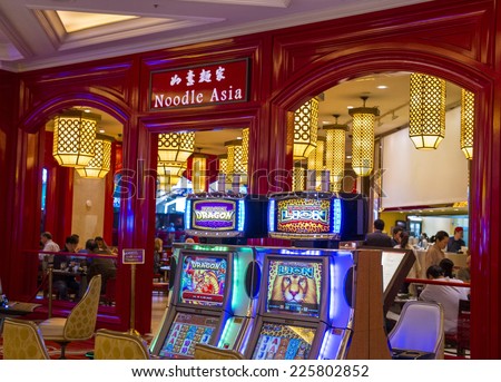 LAS VEGAS - OCT 22 : The interior of the Venetian hotel & Casino in Las Vegas on October 22, 2014. With more than 4000 suites it\'s one of the most famous hotels in the world.