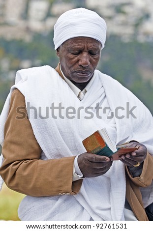 JERUSALEM - NOV 24 : Ethiopian jew prays during the \