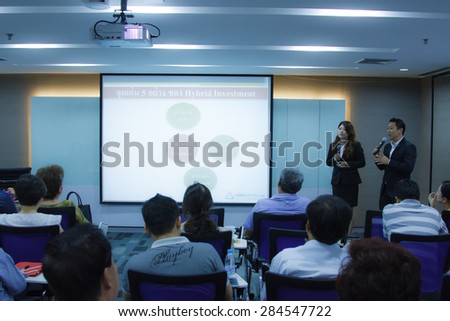 BANGKOK THAILAND-NOVEMBER 29: Bangkok seminar. Thai people enjoy seminar financial class on November 29,2014 in Bangkok Hotel,Thailand.
