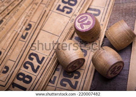old wooden lotto barrels and game cards