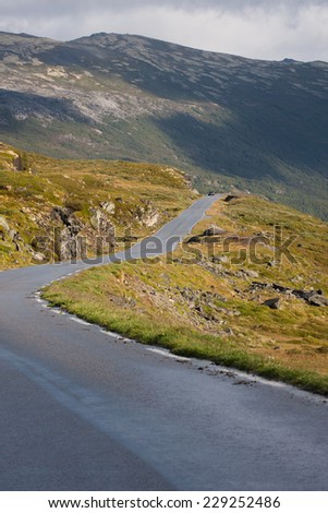 empty mountain road at the nordic mountains