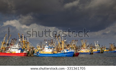 Lauwersoog hosts one of the largest fishing fleets in the Netherlands. The fishing concentrates mainly on the catch of mussels, oysters, shrimp and flatfish in the Waddensea