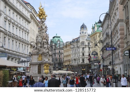 VIENNA, AUSTRIA - MAI 30. Pedestrian area in Vienna, Austria on Mai 30, 2012. Vienna has over 10 million visitors per year. Foto taken from the Graben street with view to the plague column.