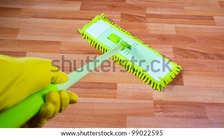mop the floor washing