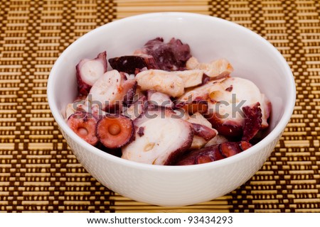 Octopus boiled in slices