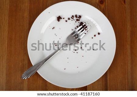 image on breaking diet crumbles of eaten cake