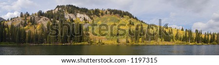 Utah mountains at fall panorama