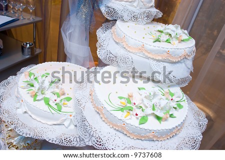 a decorated cake for a holiday or wedding