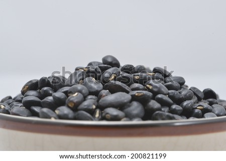 Vigna mungo, known as Urad Dal, black gram, black lentil, white lentil, black matpe bean, is a bean grown in the Indian subcontinent.