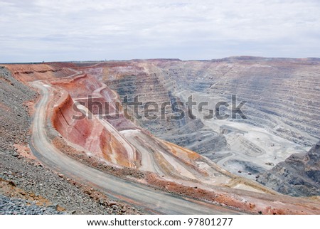 Mining Hole
