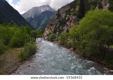 Rafter´s Paradise: Wildwater in Tien Shan Mountains Central Asia