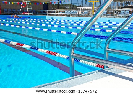 Community swimming pool with swim lanes