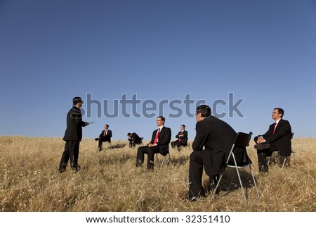 business outdoor training, with a presentation for a group of businesspeople
