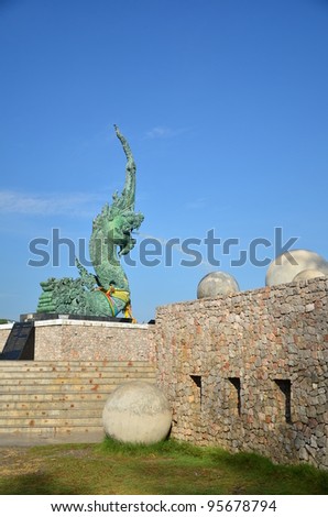 Dragon Monument