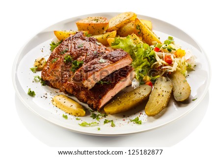 Tasty Grilled Ribs With Vegetables