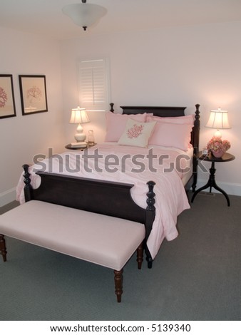Pretty pink bedroom