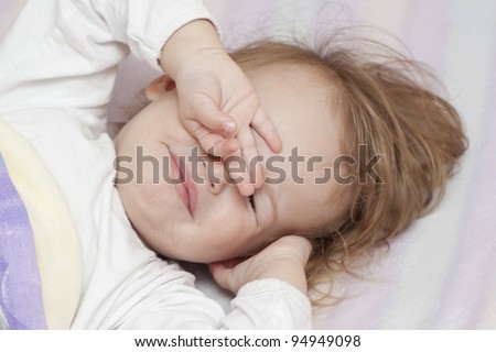 Baby\' waking up in bed unhappy