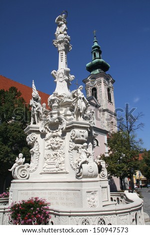 Hainburg an der Donau - baroque column dedicated to hl. Mary