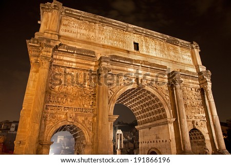 Rome - Septimus Severus triumph arch at night