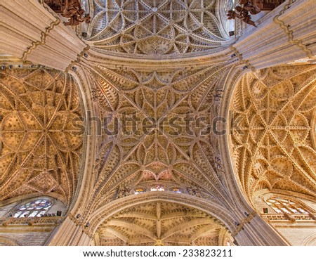 SEVILLE, SPAIN - OCTOBER 29, 2014: The central gothic arch of the Cathedral de Santa Maria de la Sede.