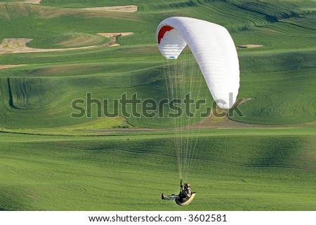 Para sailer taking off from Steptoe Butte in the Palouse region of Washington.