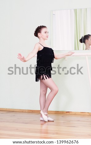 young dancer in a dance class