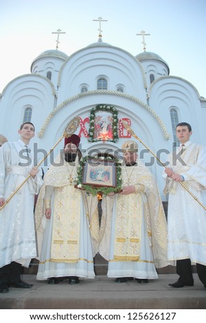 TERNOPOL, UKRAINE - APRIL 24: Easter in the Orthodox Church . Church of the Holy  Vera, Nadezda, Lubov on april 24, 2006  in Ternopol, Ukraine