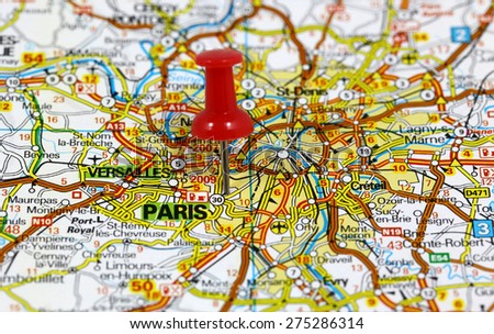 map with pin point of paris in france