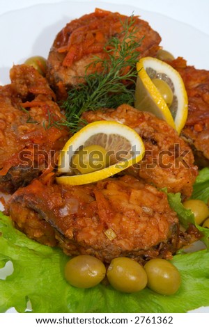 The dish from a fried fish possesses high nutritional value