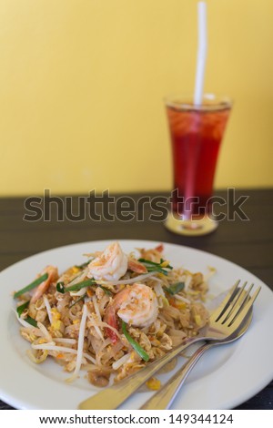 Thai\'s dish Phad thai. Fried noodle with shrimp.