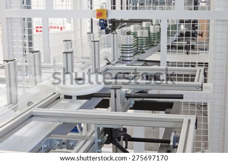 Detail of packaging machine for rolls