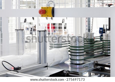 Detail of packaging machine for rolls