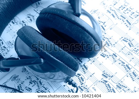 Musical notes and headphones