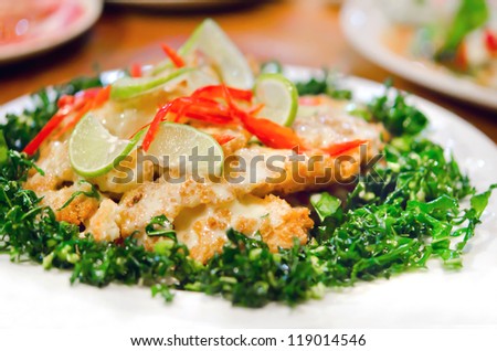 crispy chicken with lemon sauce  , Thai style food