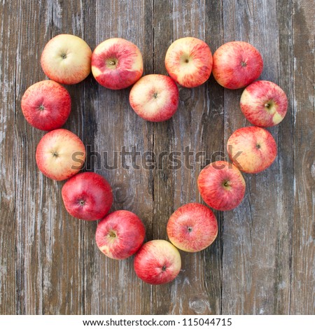 heart of apples/apples/heart