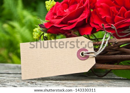 red roses and  label/roses/label