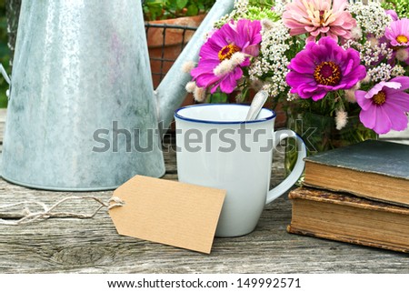 coffee mug old books and flowers/break/coffee mug