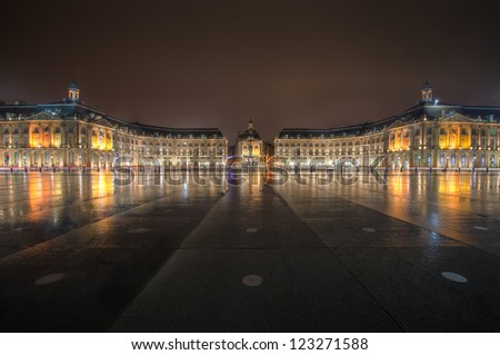 Place De La Bourse (stock exchange) at night in Bordeaux, Aquitaine, France