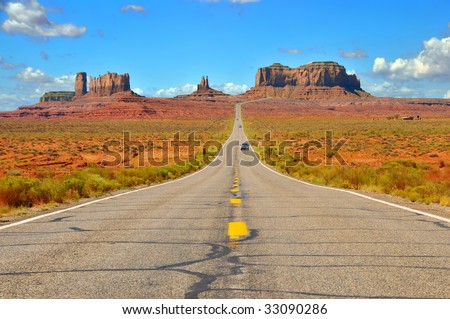 Highway 163 approaching Monument Valley on the border of Arizona and Utah.