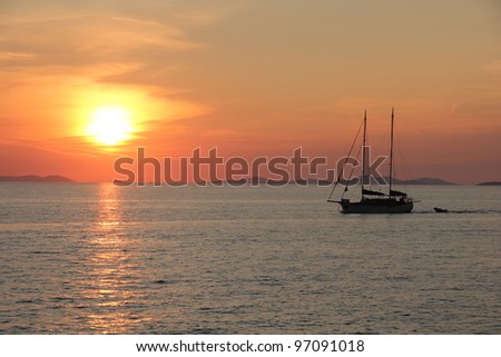 Sunset with the sailboat
