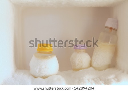 baby\'s frozen milk in the refrigerator