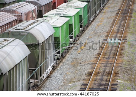 Railway vans for mineral resource industry