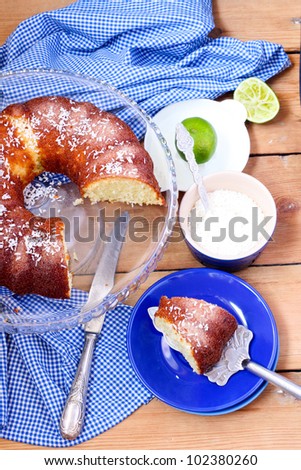 Coconut and lime ring cake