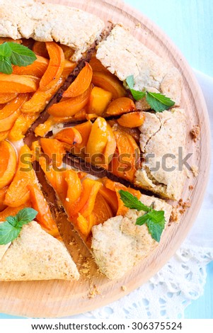 Apricot pie on wholewheat and corneal pastry crust